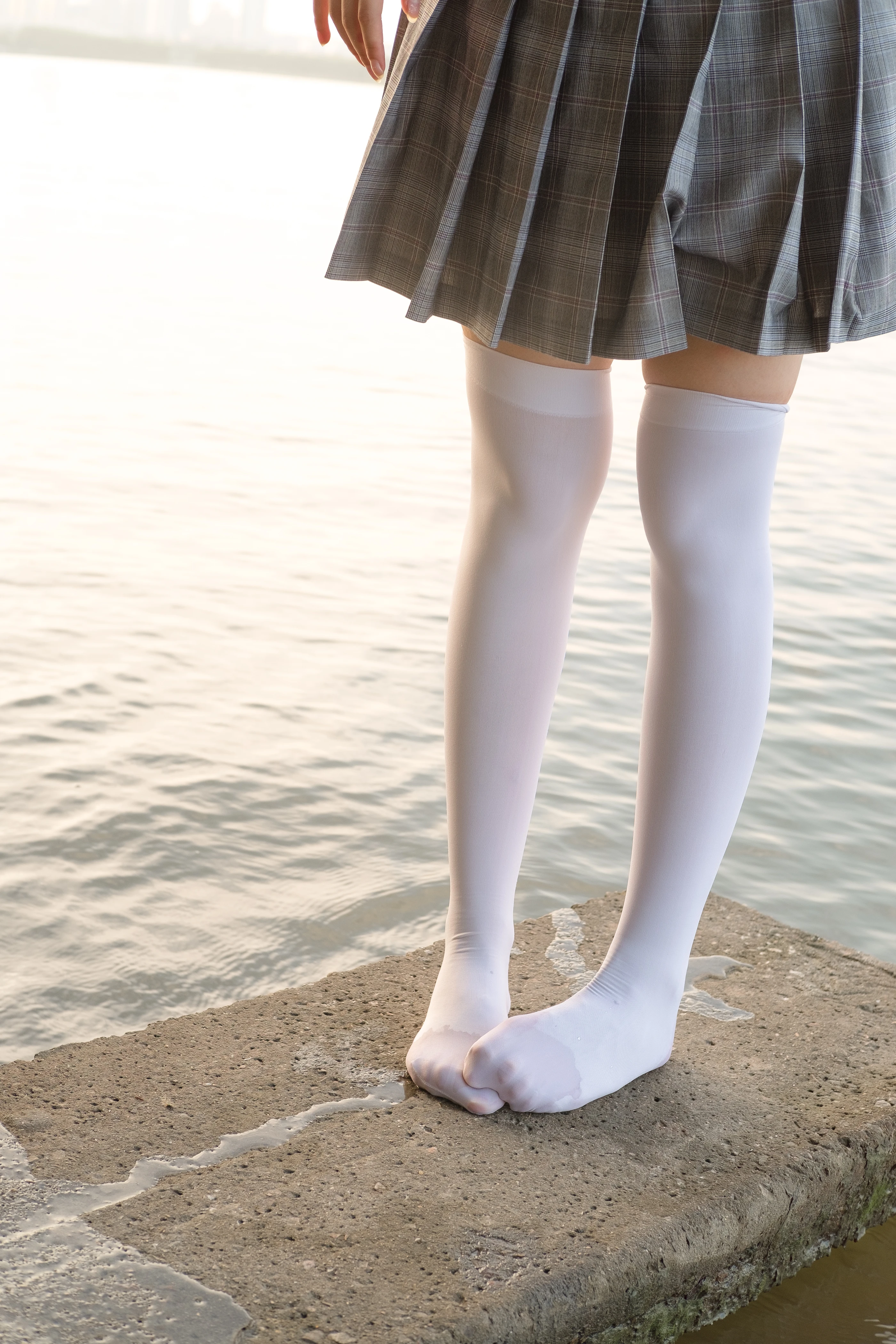 森萝财团 R15-032 [113P]插图2